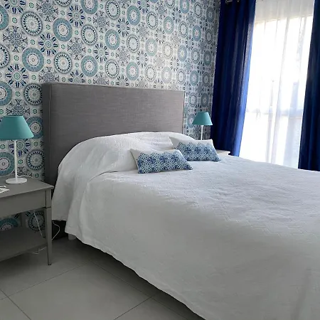 Apartment Spacieux Avec Jardin Dans De Grand Standing Avec Piscine